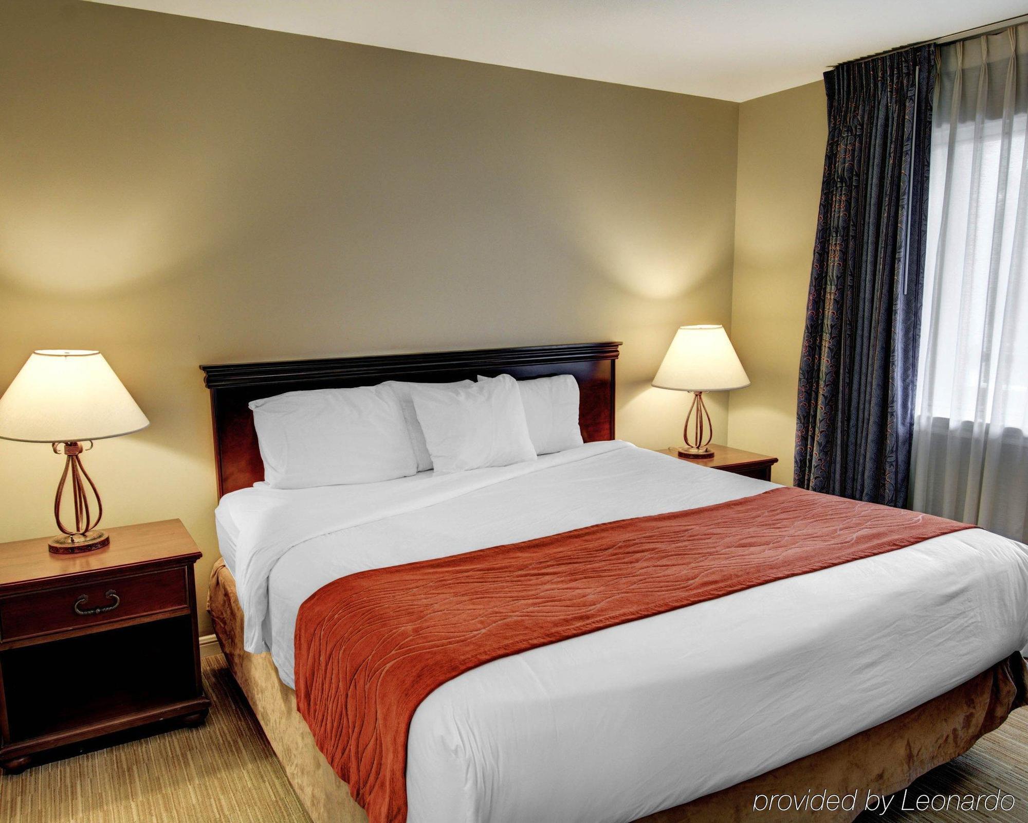 Quality Suites Роквіль Екстер'єр фото
